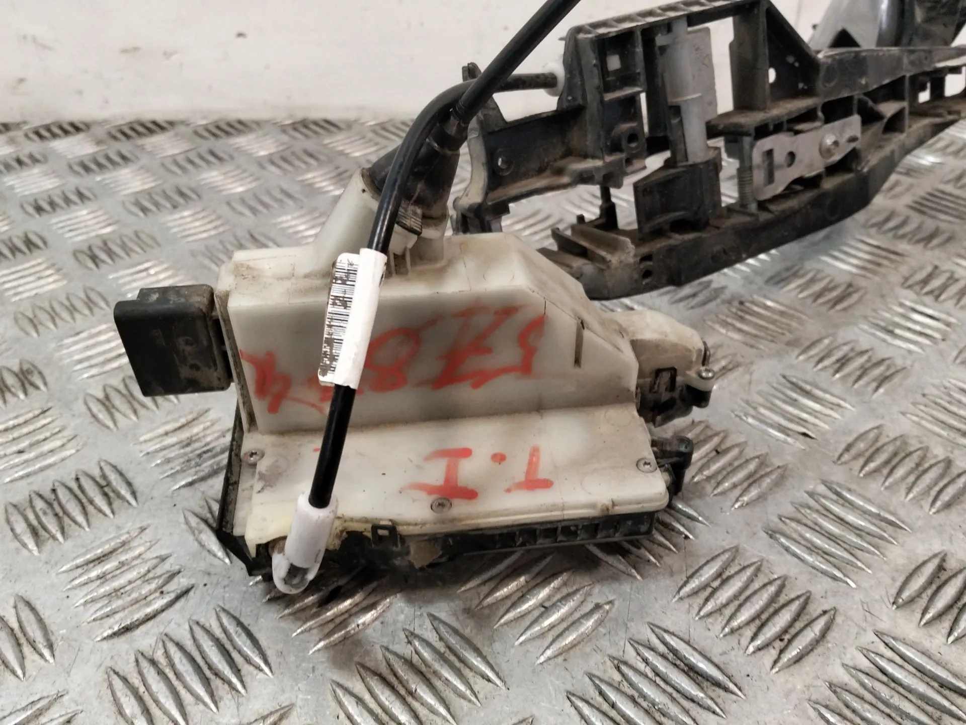 Cerradura Puerta Trasera Izquierda para Peugeot 208