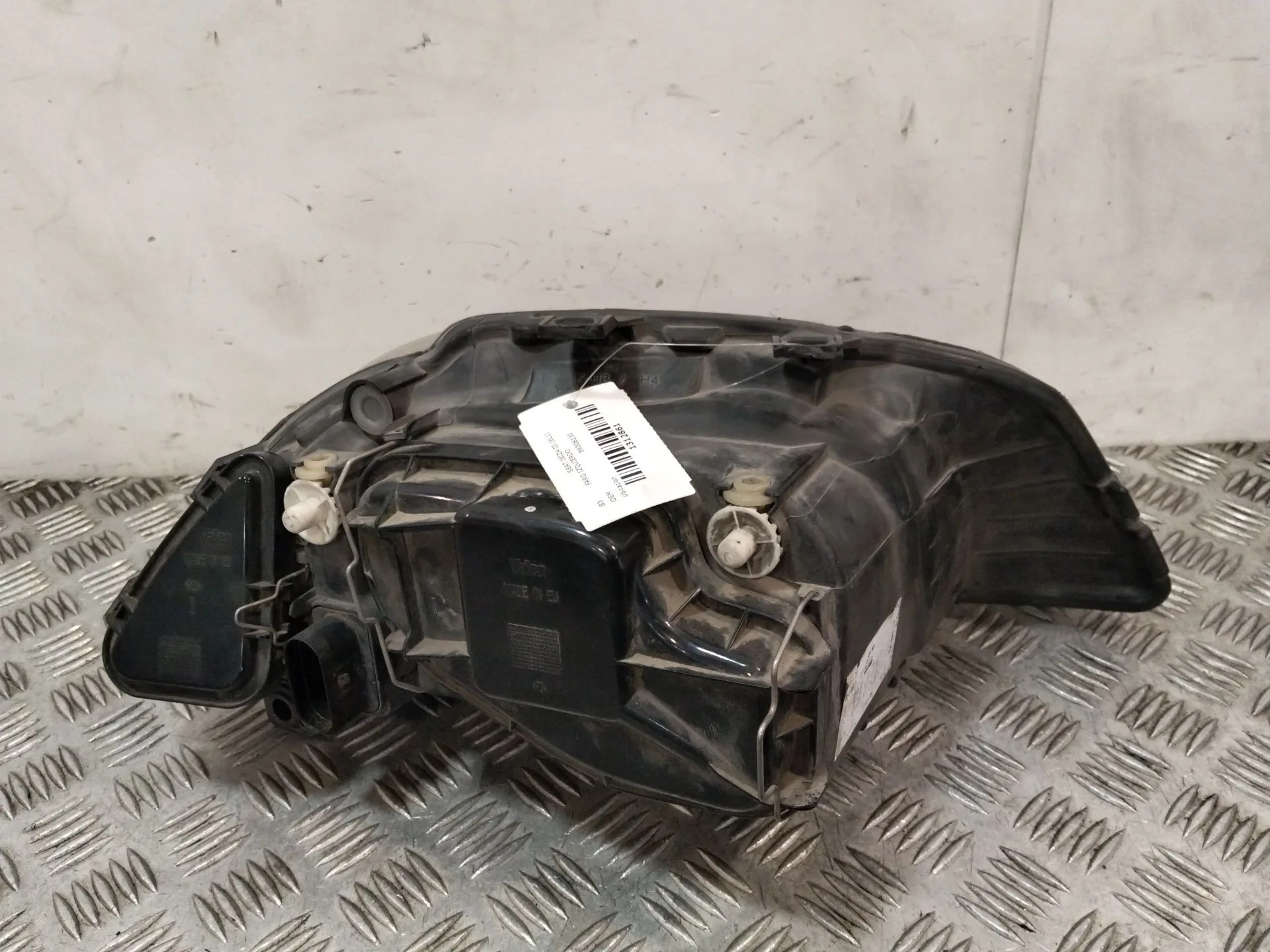 Faro Izquierdo para Seat Ibiza Iii (6L1)