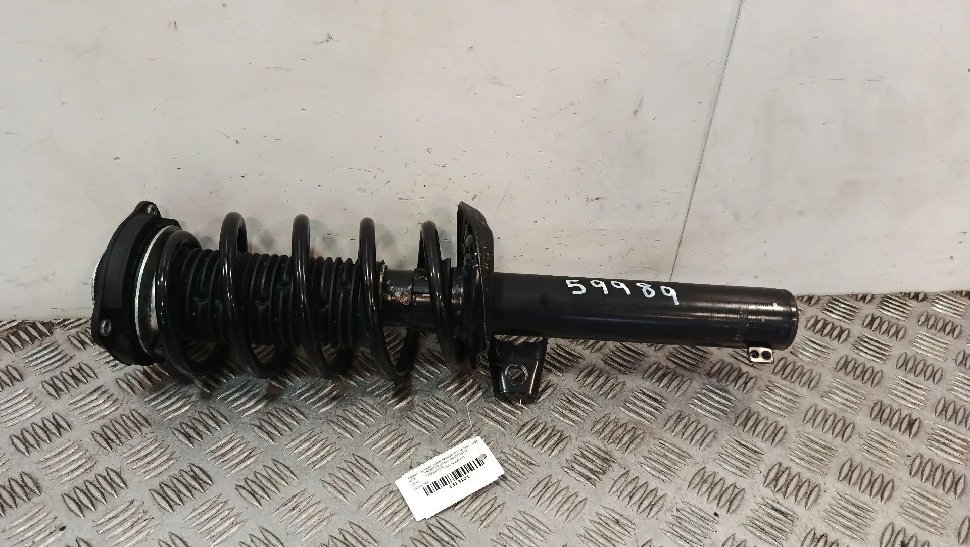 Amortiguador Delantero Izquierdo para Volkswagen Passat B7 Variant (365)