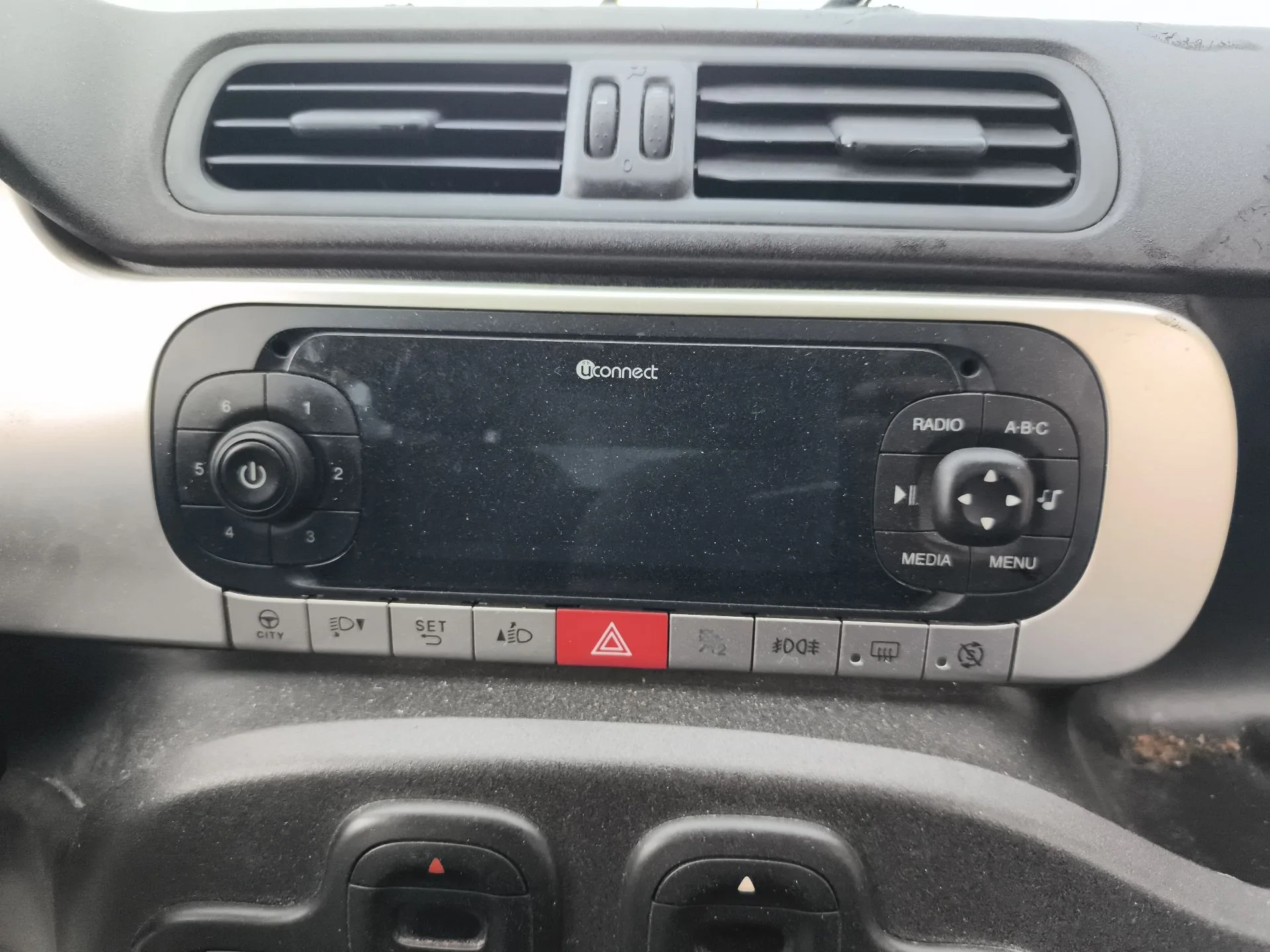 Pantalla / Mando Multifuncion para Fiat Panda (312_, 319_)