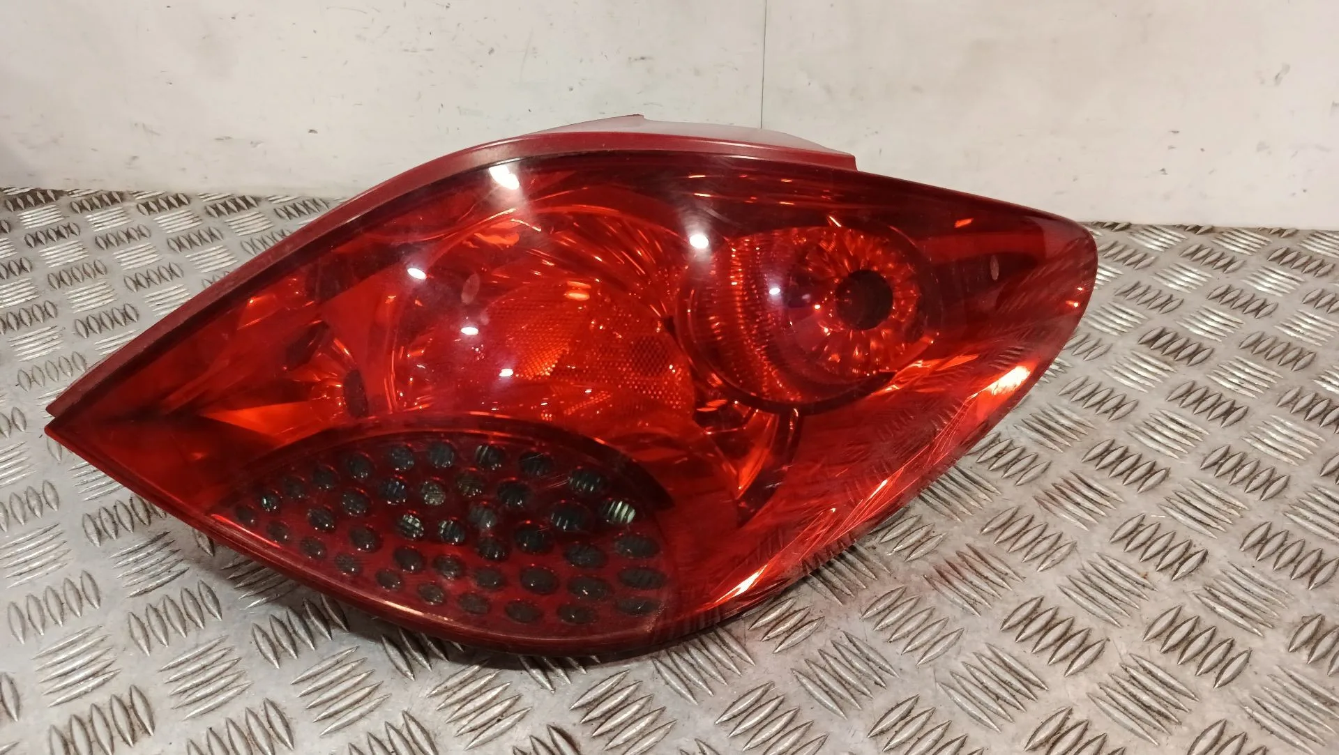 Piloto Trasero Derecho para Peugeot 207/207+ (Wa_, Wc_)