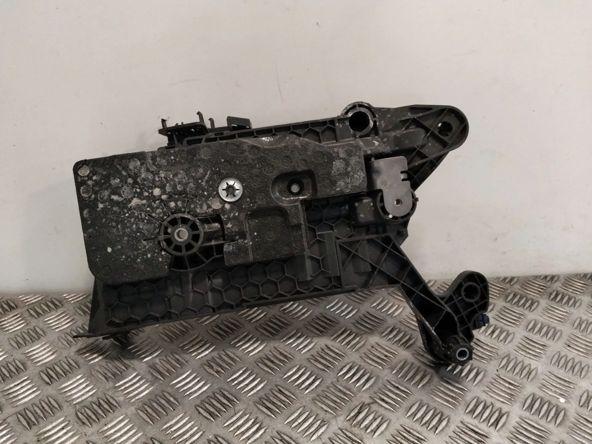 Soporte Bateria para Audi Q2 (Gab, Gag)