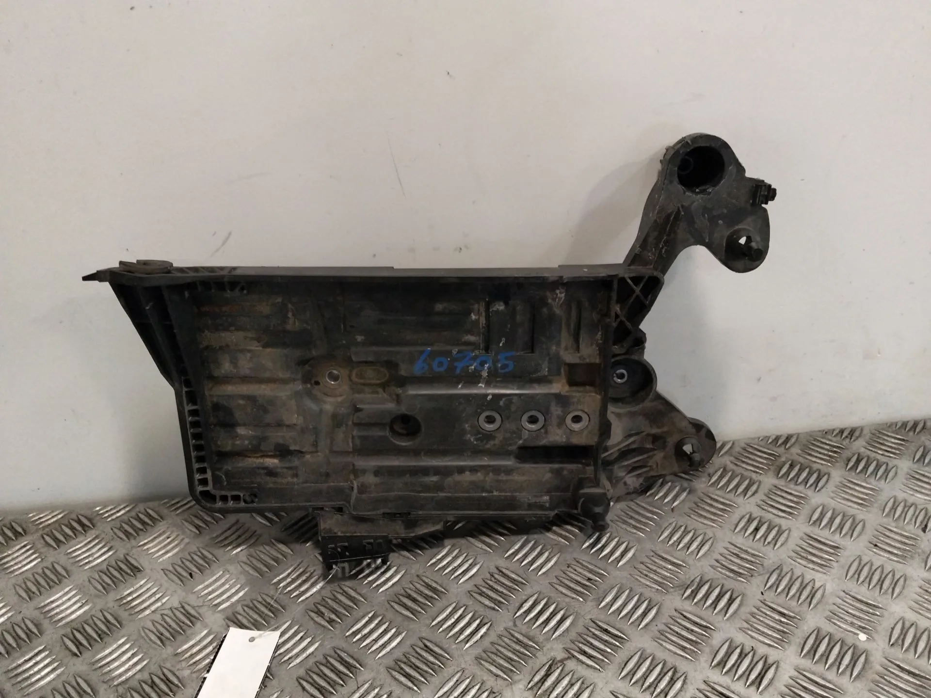 Soporte Bateria para Audi Q2 (Gab, Gag)