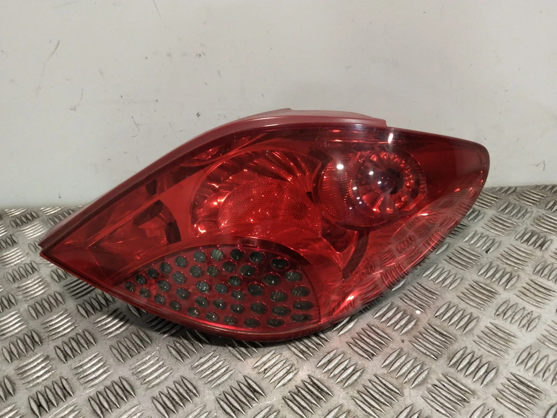 Piloto Trasero Derecho para Peugeot 207/207+ (Wa_, Wc_)
