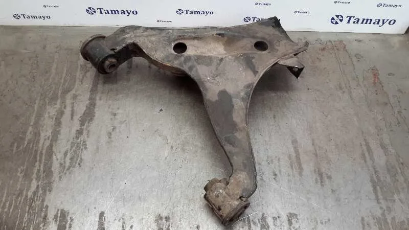 Brazo Suspension Inferior Delantero Derecho para Mitsubishi Montero (V60/V70)