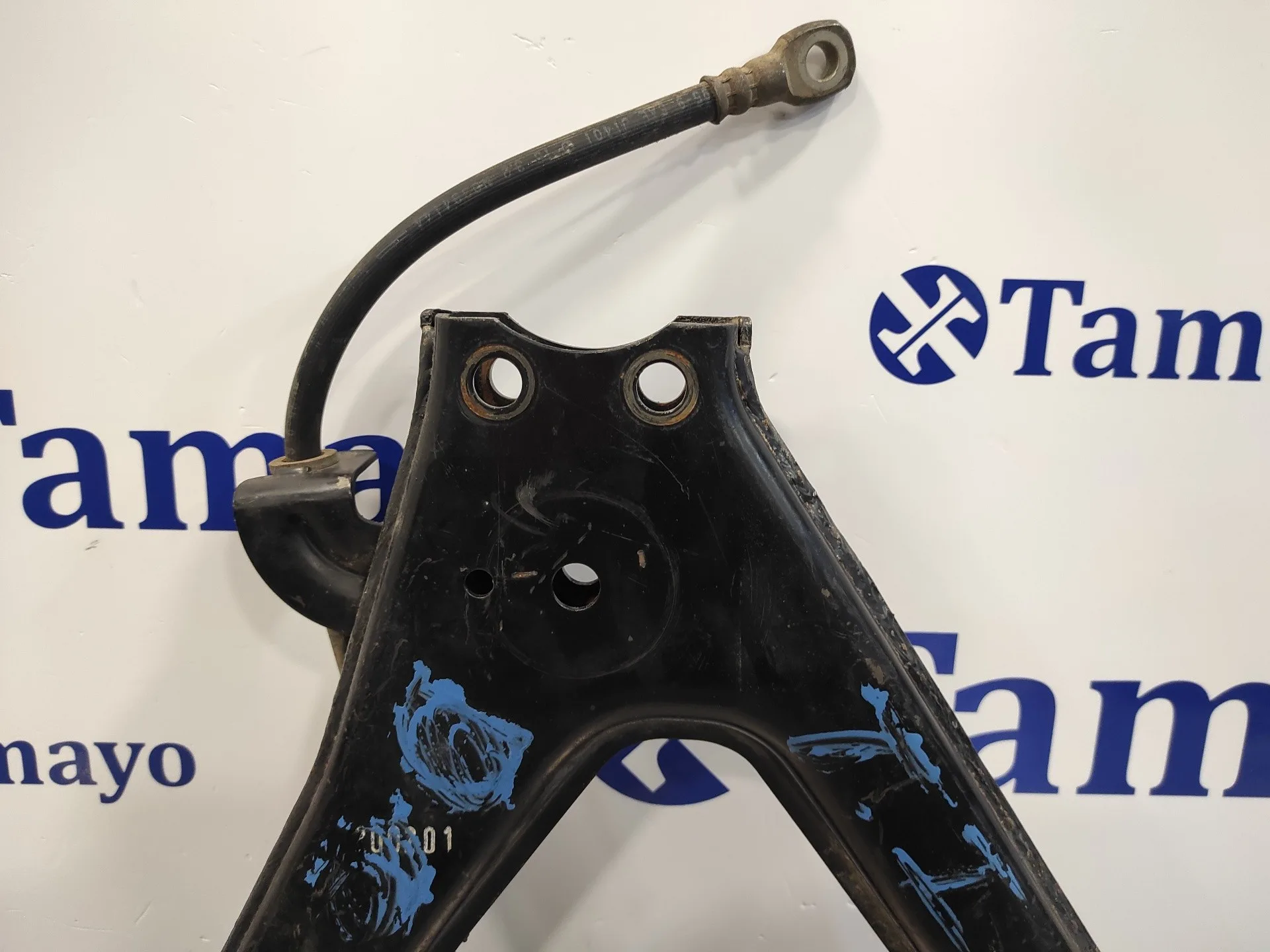 Brazo Suspension Superior Trasero Izquierdo para Mitsubishi Montero (V60/V70)