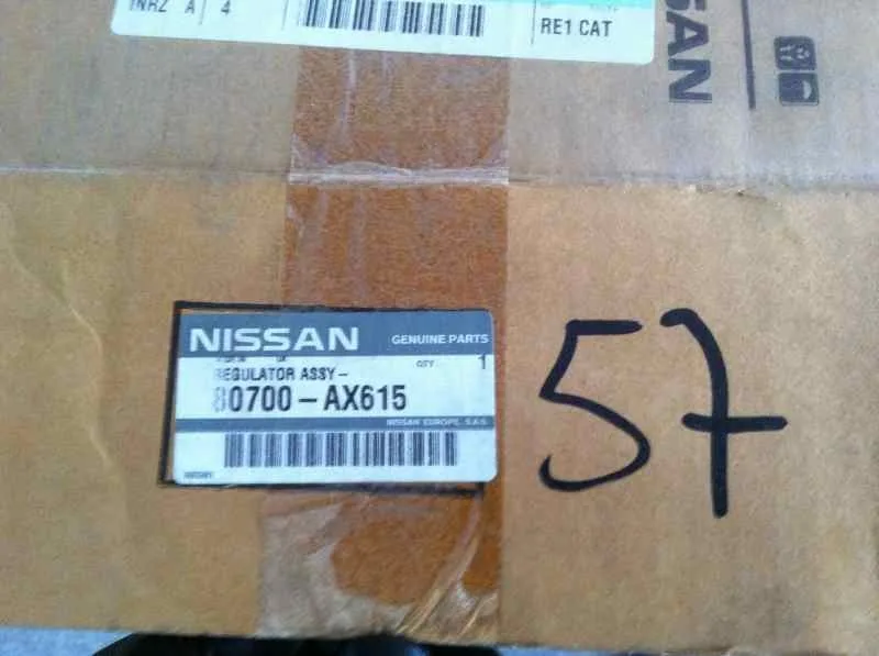 Elevalunas Delantero Derecho para Nissan Micra (K12E)