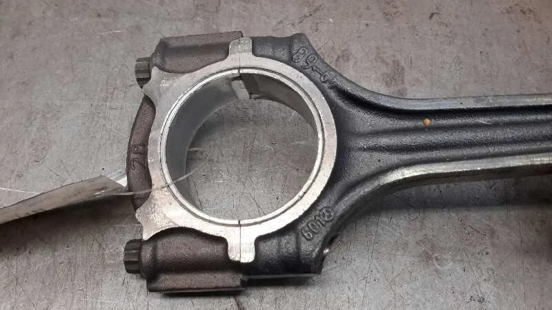 Piston para Mercedes-Benz Sprinter (W901,W904) Caja Cerr.