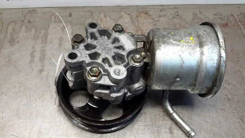 Bomba Servodireccion para Toyota Yaris (Ncp1/Nlp1/Scp1)