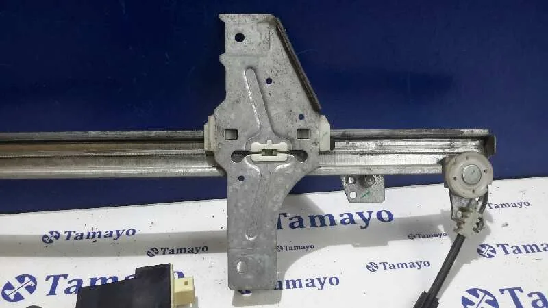 Elevalunas Delantero Derecho para Peugeot 307 (S1)
