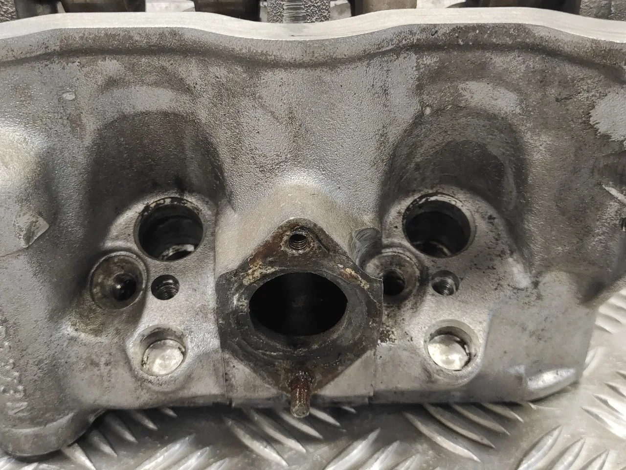 Culata para Audi 80/90 (893)