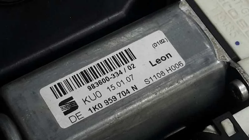 Elevalunas Trasero Derecho para Seat Leon (1P1)