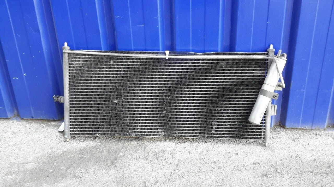 Condensador / Radiador Aire Acondicionado para Nissan Primera Berlina (P12)