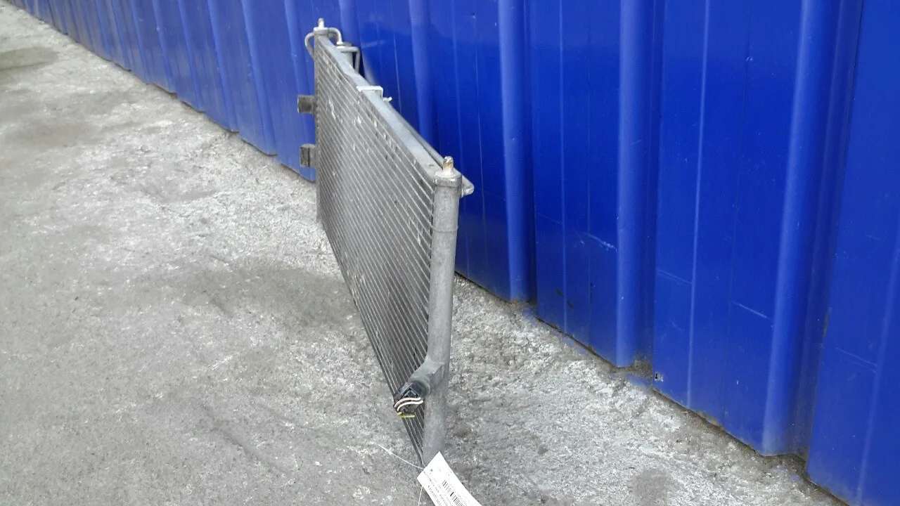 Condensador / Radiador Aire Acondicionado para Nissan Primera Berlina (P12)