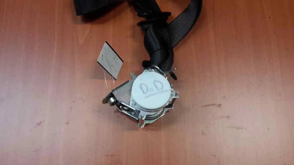Pretensor Cinturon Delantero Derecho para Opel Meriva B