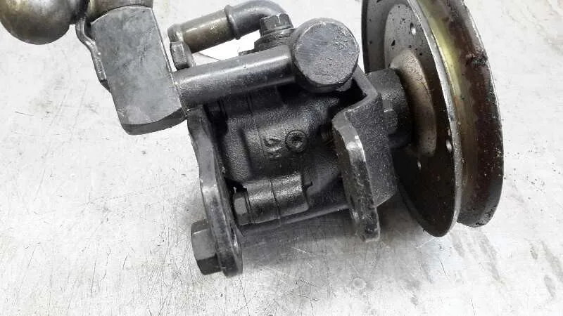Bomba Servodireccion para Nissan Terrano/Terrano.ii (R20)