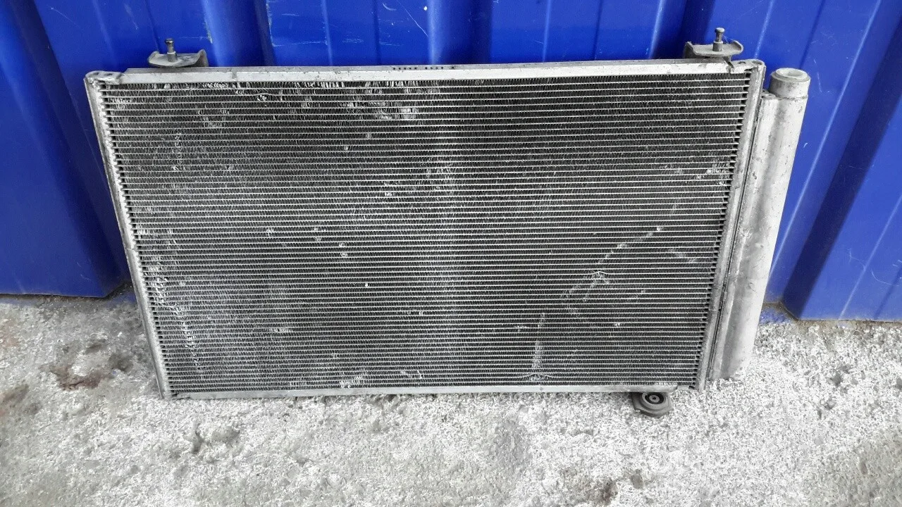 Condensador / Radiador Aire Acondicionado para Toyota Avensis Berlina (T25)