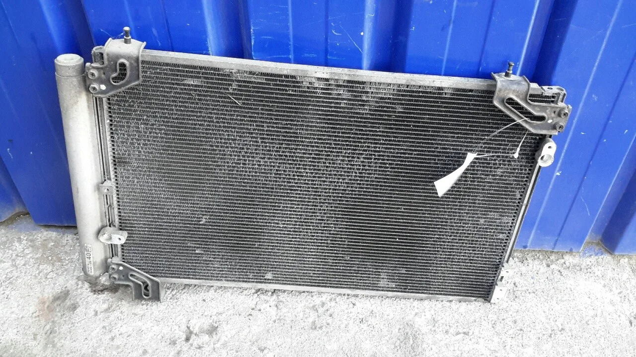 Condensador / Radiador Aire Acondicionado para Toyota Avensis Berlina (T25)