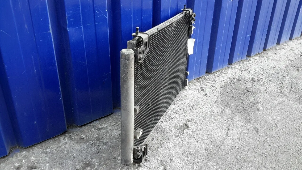 Condensador / Radiador Aire Acondicionado para Toyota Avensis Berlina (T25)