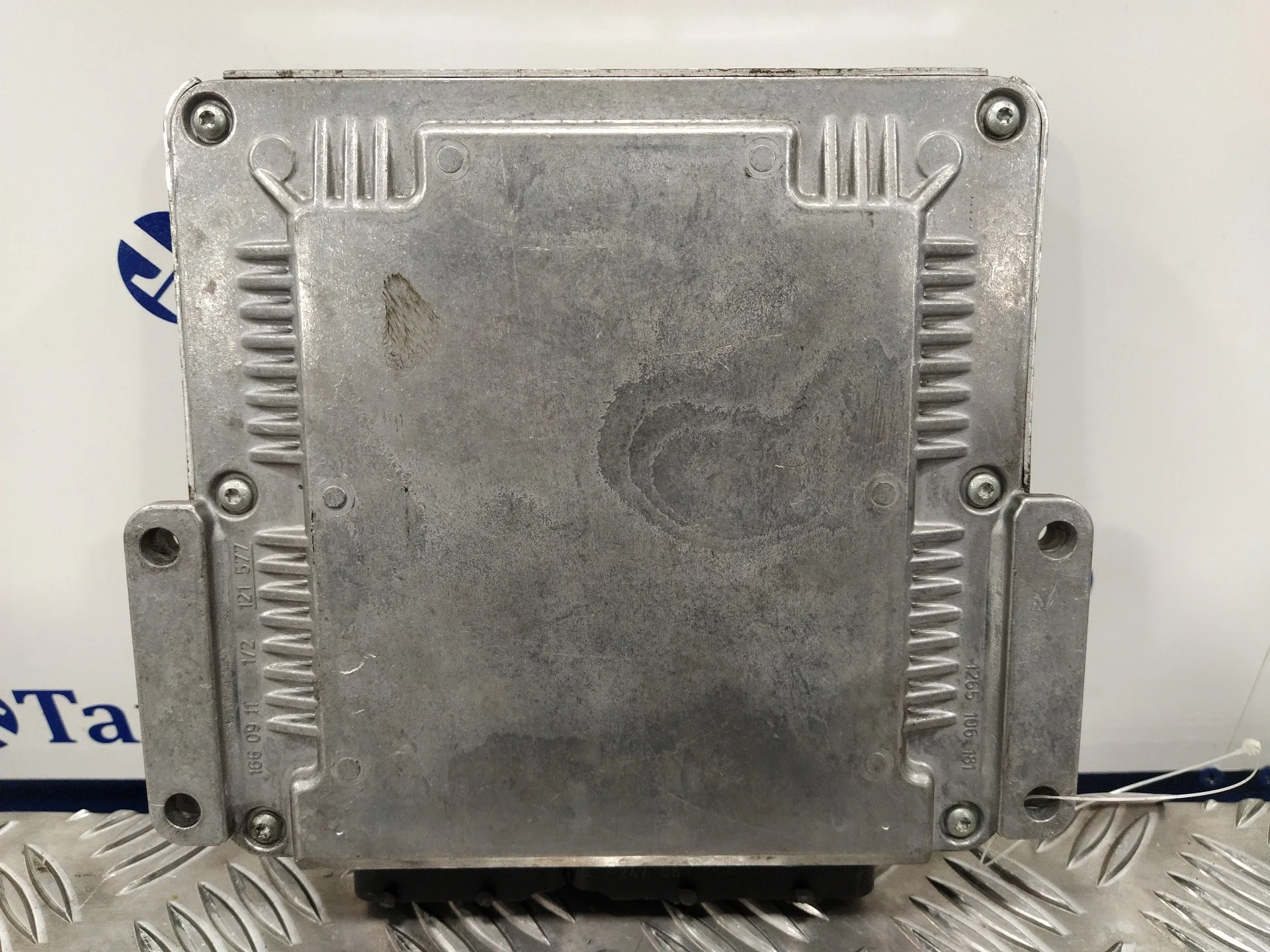 Centralita Motor Uce para Jeep Cherokee (Kj)