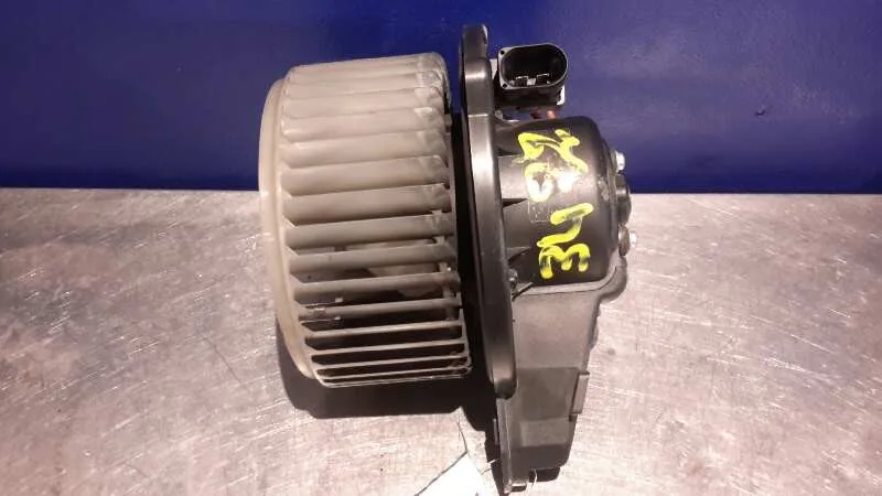 Motor Calefaccion para Audi A6 Avant (4B5)