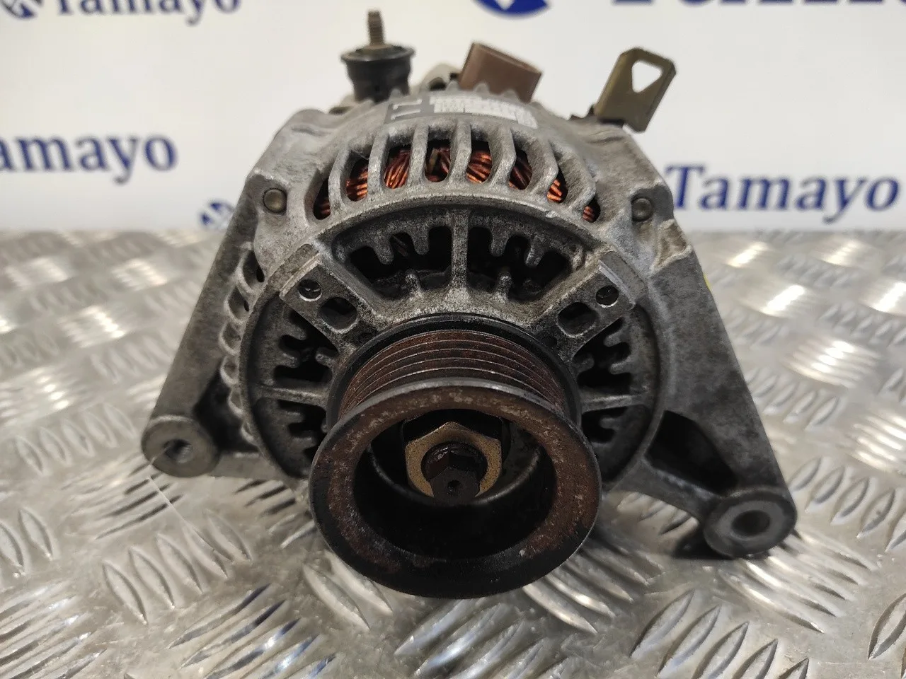Alternador para Toyota Corolla Verso (E12)