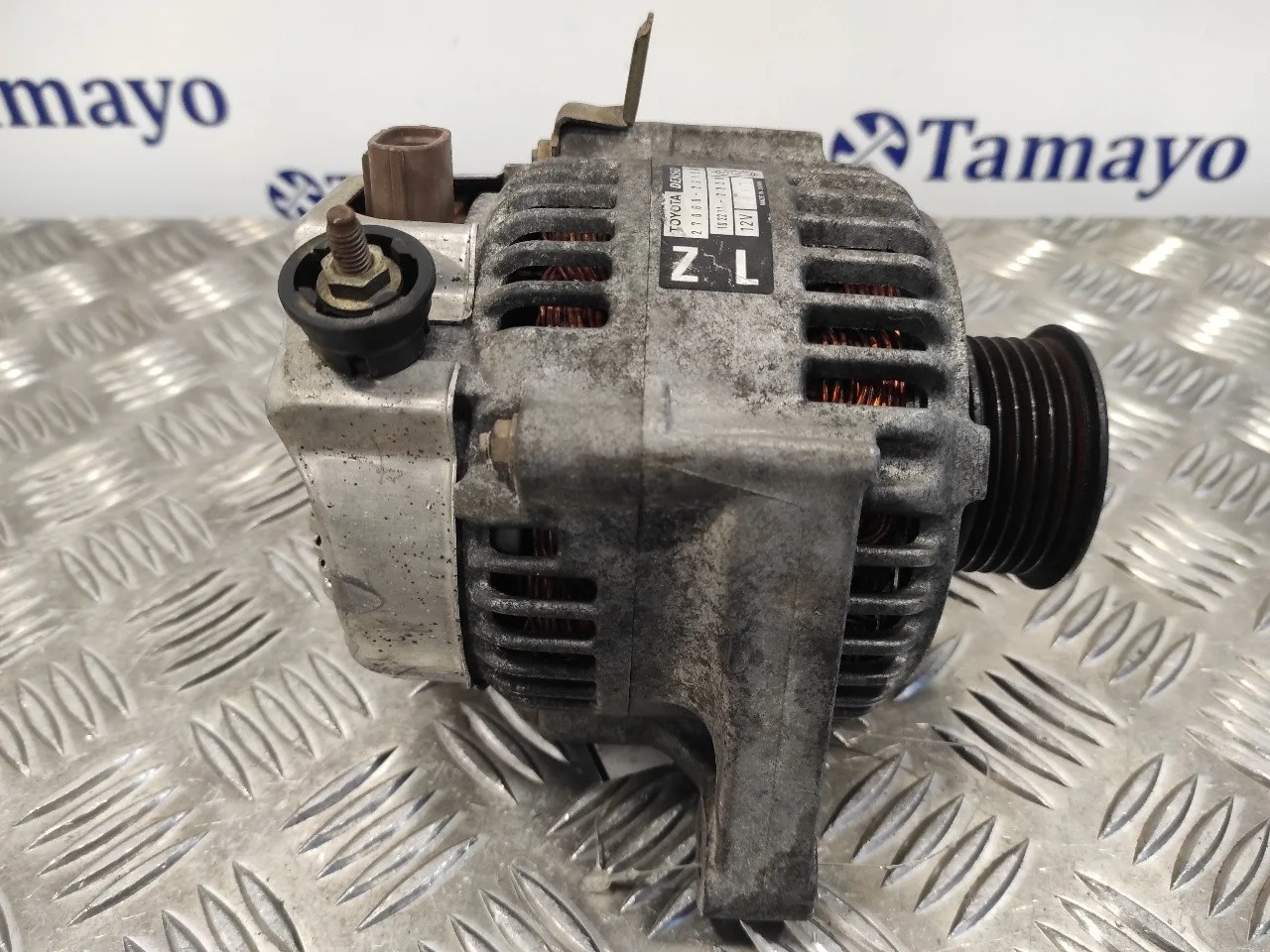 Alternador para Toyota Corolla Verso (E12)