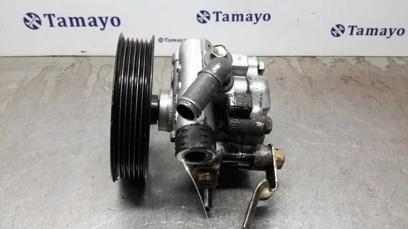 Bomba Servodireccion para Toyota Corolla Verso (E12)