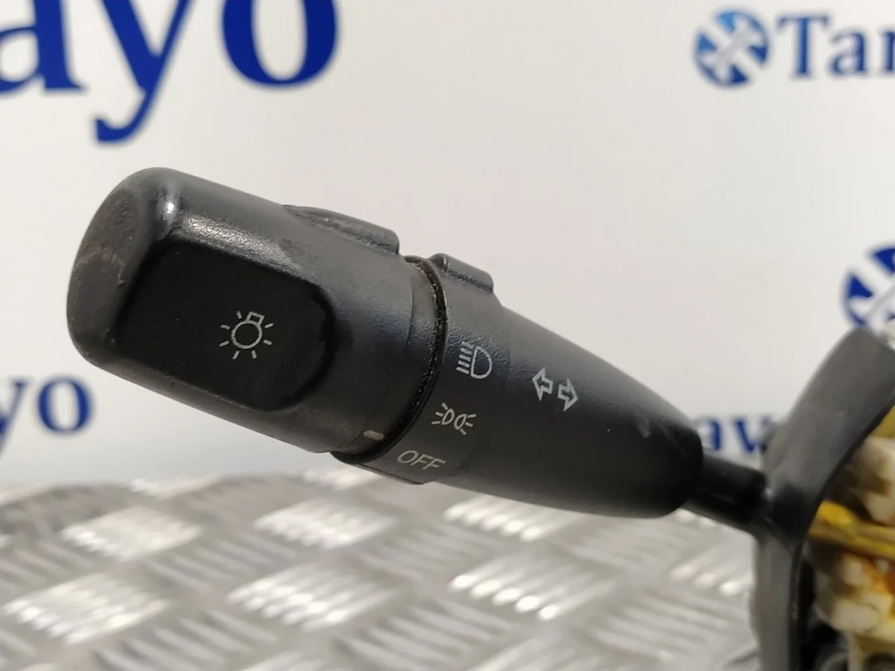 Mando Multifuncion para Kia Carnival Ii