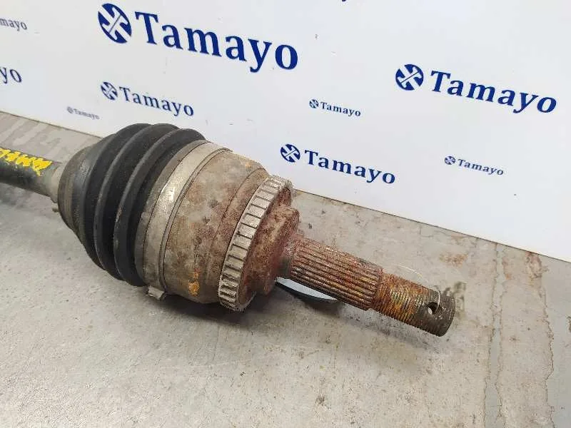 Transmision Delantera Izquierda para Nissan Almera Tino (V10M)