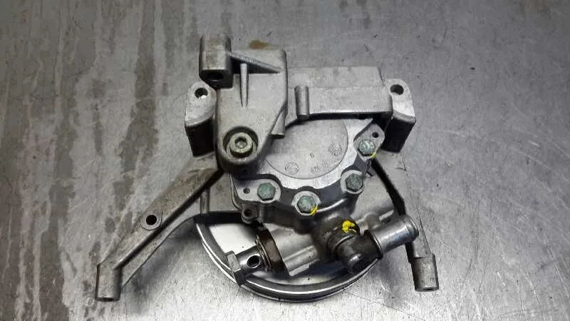 Bomba Servodireccion para Audi A6 Avant (4B5)