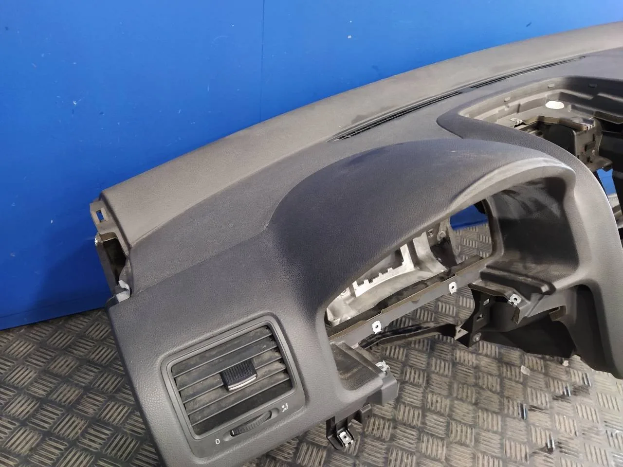 Salpicadero para Volkswagen Golf V Berlina (1K1)