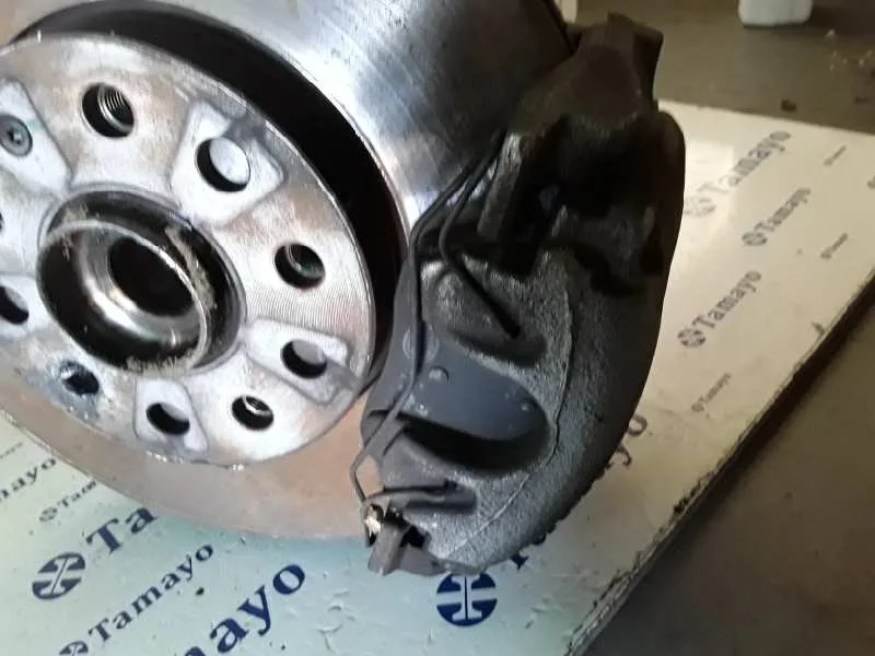 Mangueta Delantera Derecha para Volkswagen Scirocco (137)