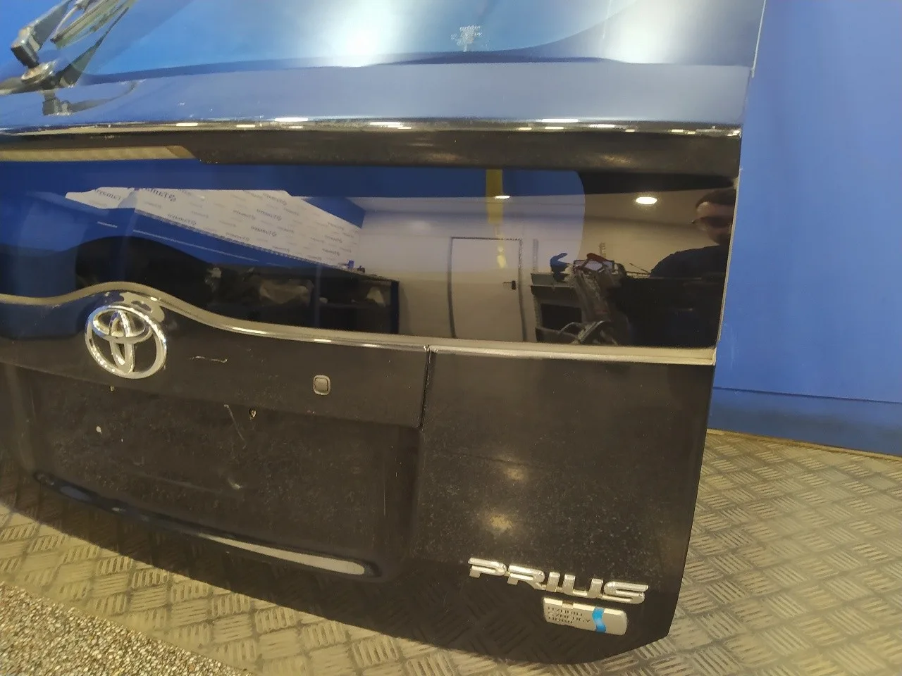 Porton Trasero para Toyota Prius (Nhw20)