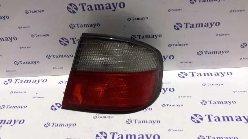 Piloto Trasero Superior Derecho para Nissan Primera Berlina (P11)
