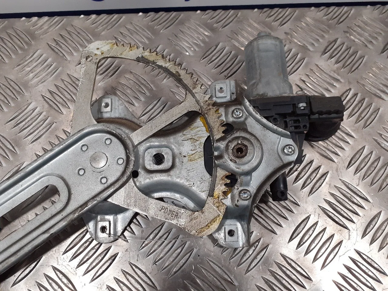Elevalunas Delantero Derecho para Toyota Auris