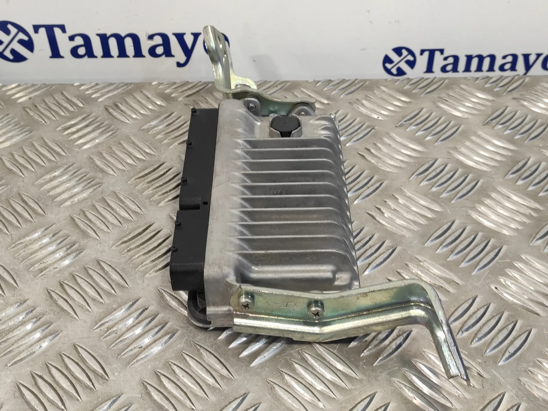 Centralita Motor Uce para Toyota Auris