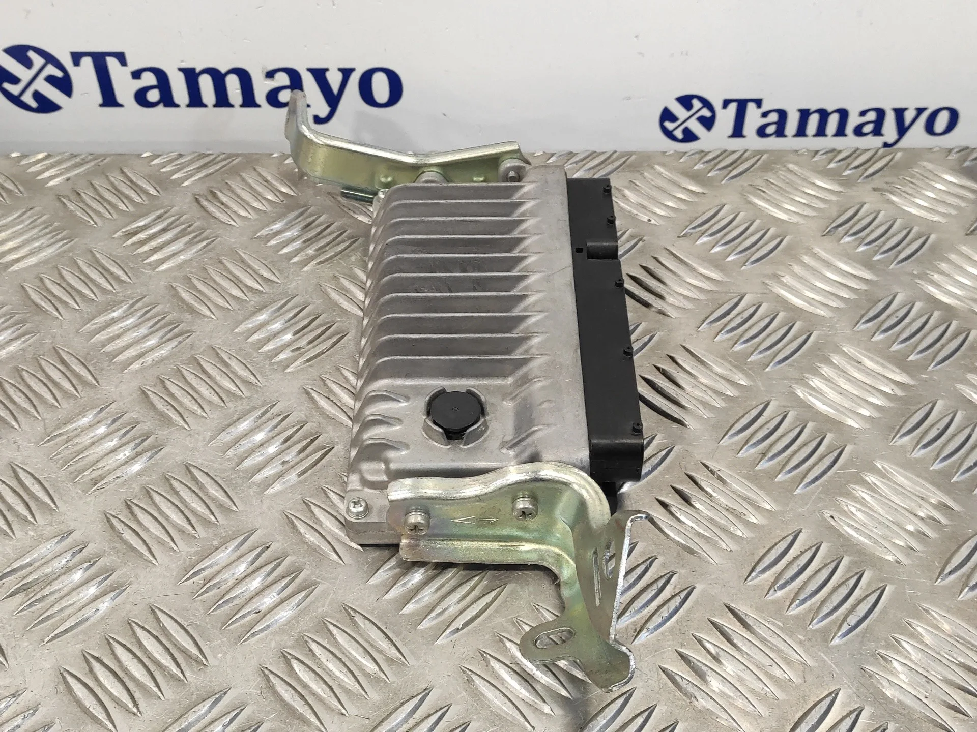 Centralita Motor Uce para Toyota Auris