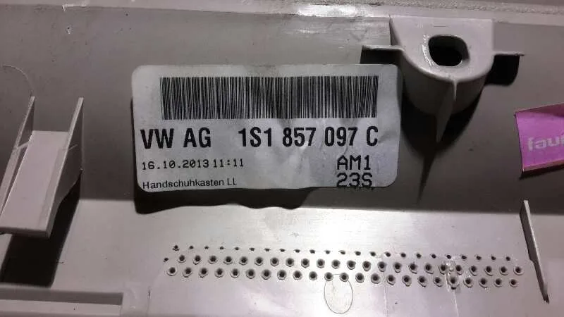 Guantera para Seat Mii (Kf1)