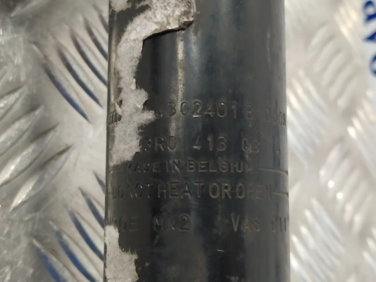Amortiguador Delantero Derecho para Seat Exeo Berlina (3R2)
