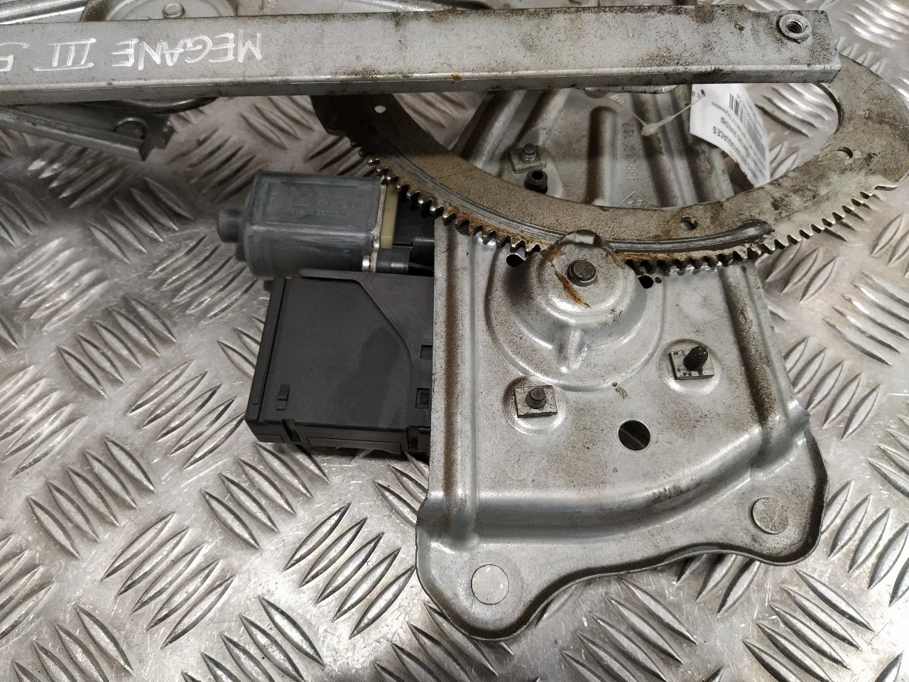 Elevalunas Delantero Derecho para Renault Megane Iii Berlina 5 P