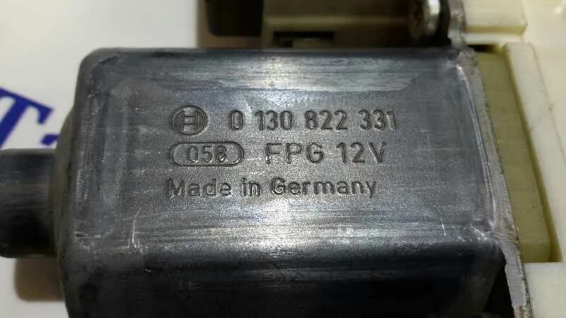 Elevalunas Trasero Derecho para Renault Megane Iii Berlina 5 P