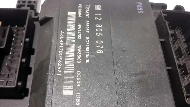 Caja Reles / Fusibles para Saab 9-3 Berlina
