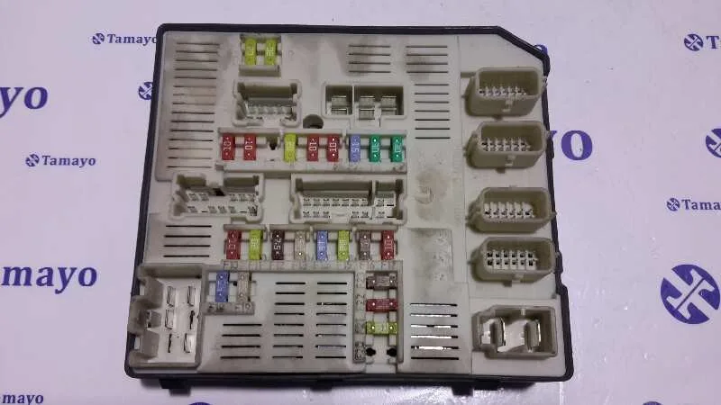 Caja Reles / Fusibles para Renault Megane Iii Berlina 5 P