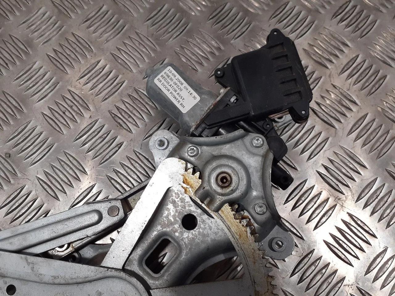 Elevalunas Trasero Derecho para Toyota Corolla Verso (R1)