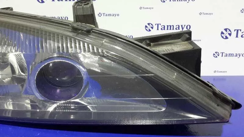 Faro Derecho para Nissan Primera Berlina (P11)