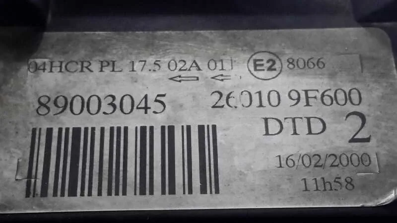 Faro Derecho para Nissan Primera Berlina (P11)