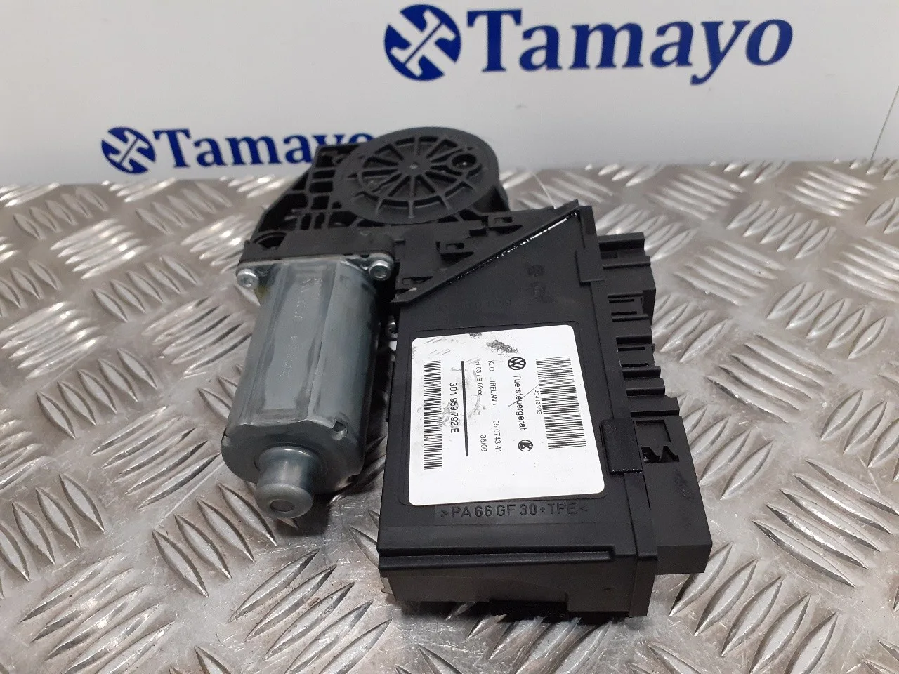 Motor Elevalunas Delantero Derecho para Volkswagen Touareg (7L6)