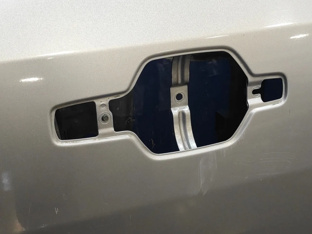 Puerta Delantera Derecha para Mitsubishi Montero (V60/V70)