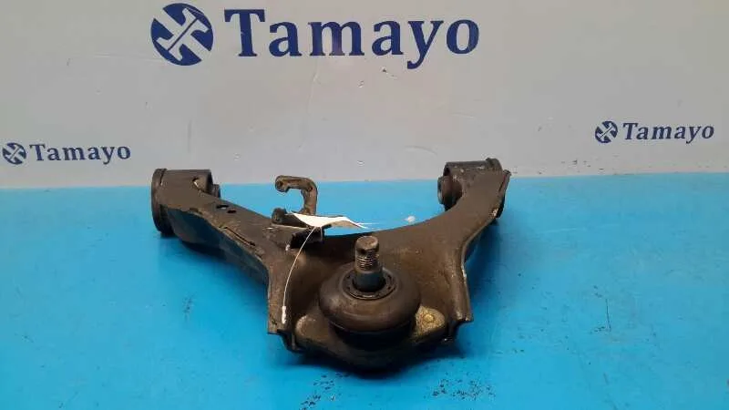 Brazo Suspension Superior Delantero Derecho para Mitsubishi Montero (V60/V70)